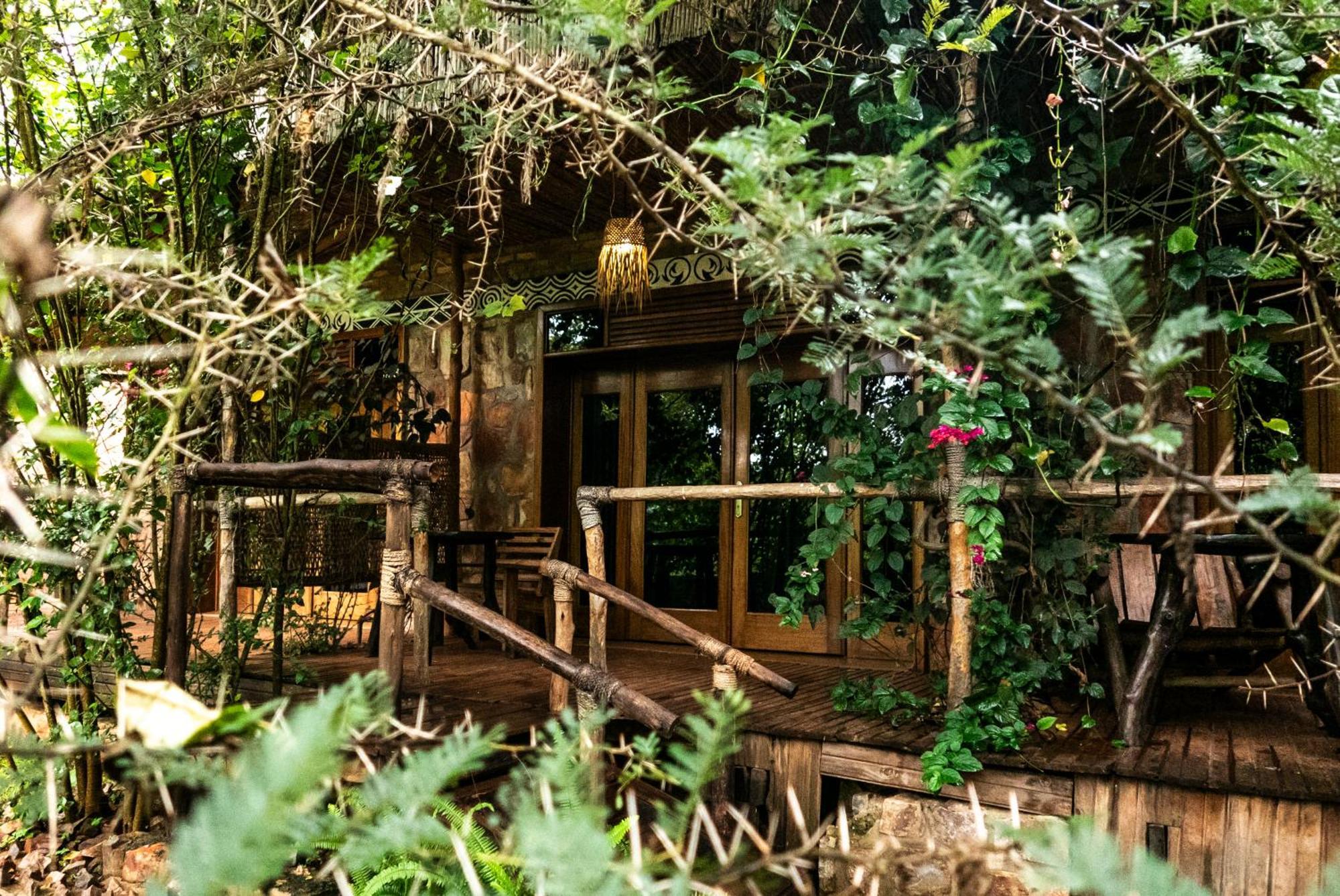 Akagera Transit Lodge Extérieur photo