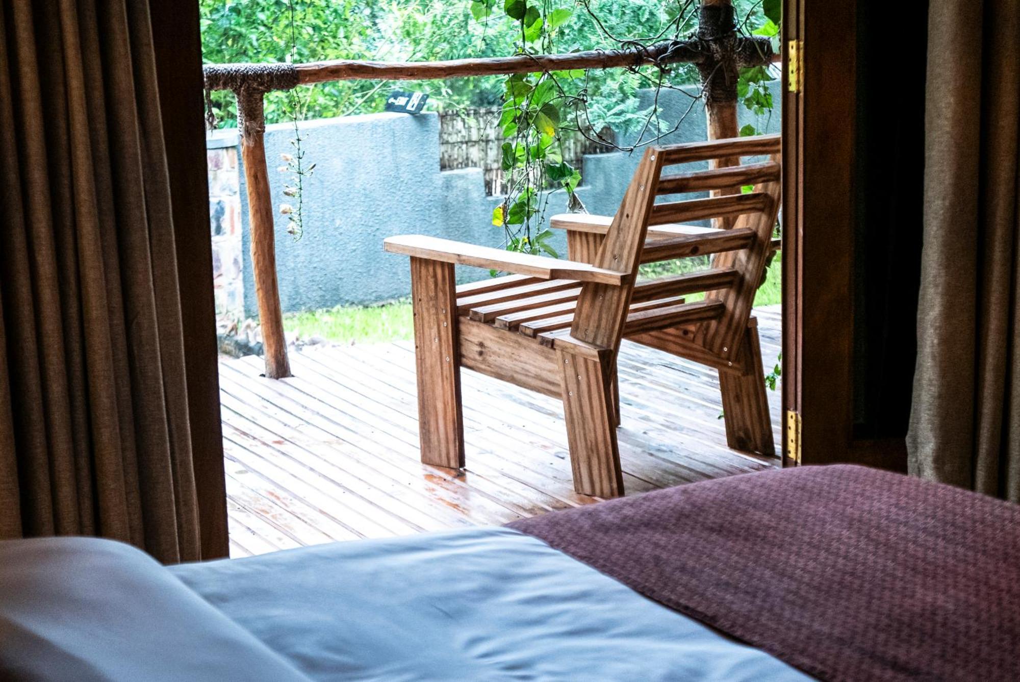 Akagera Transit Lodge Extérieur photo